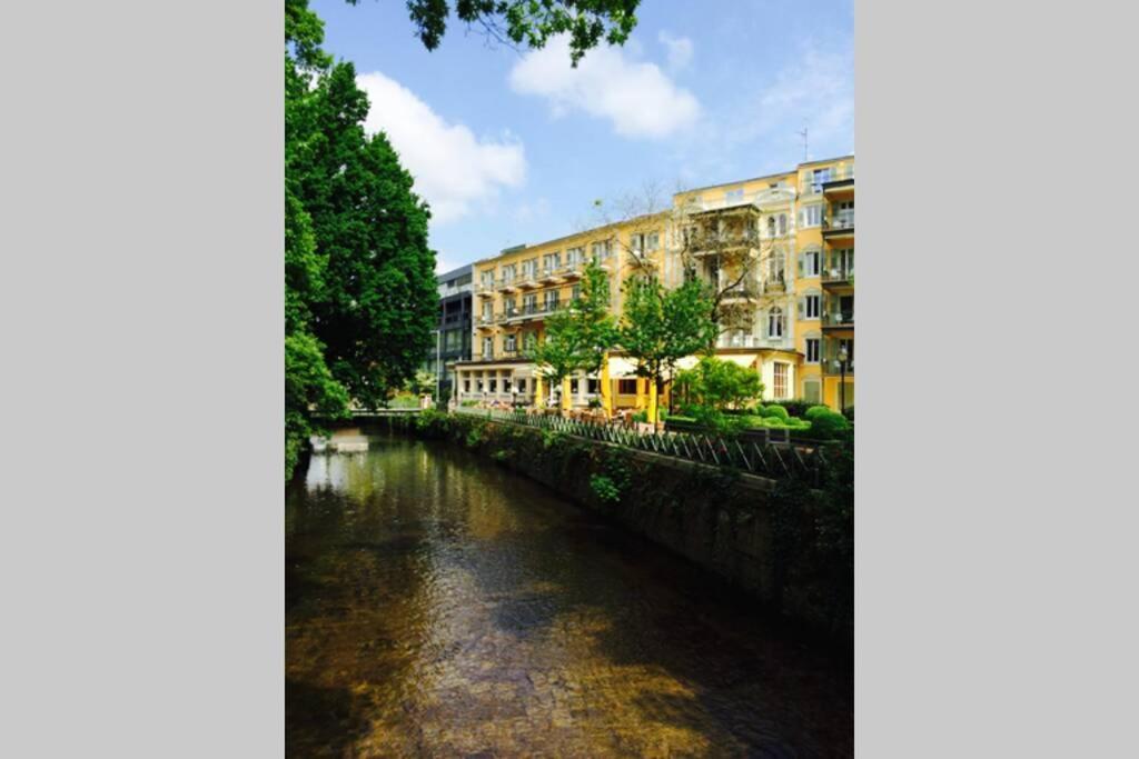 Lovely Apartment Center Of บาเดน-บาเดน ภายนอก รูปภาพ